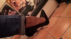 19 CM high heels and tight jeans hot lady